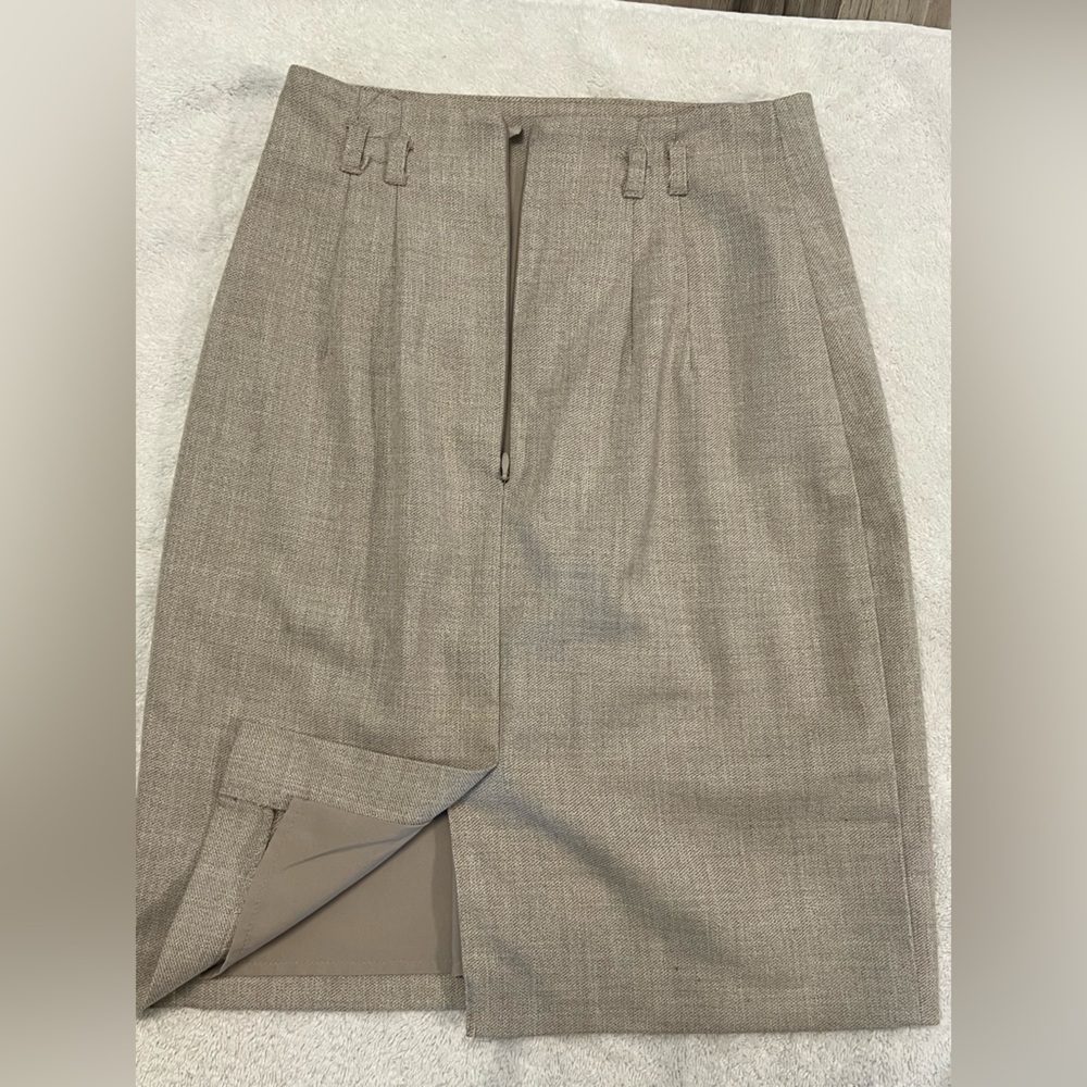 H&M Elegant Tan Pencil Skirt
